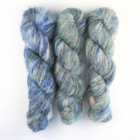 28 Nine to Five, Fluffy Mohair fra COWGIRLBLUES